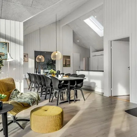 Holiday home Gorgeous In With Sauna *